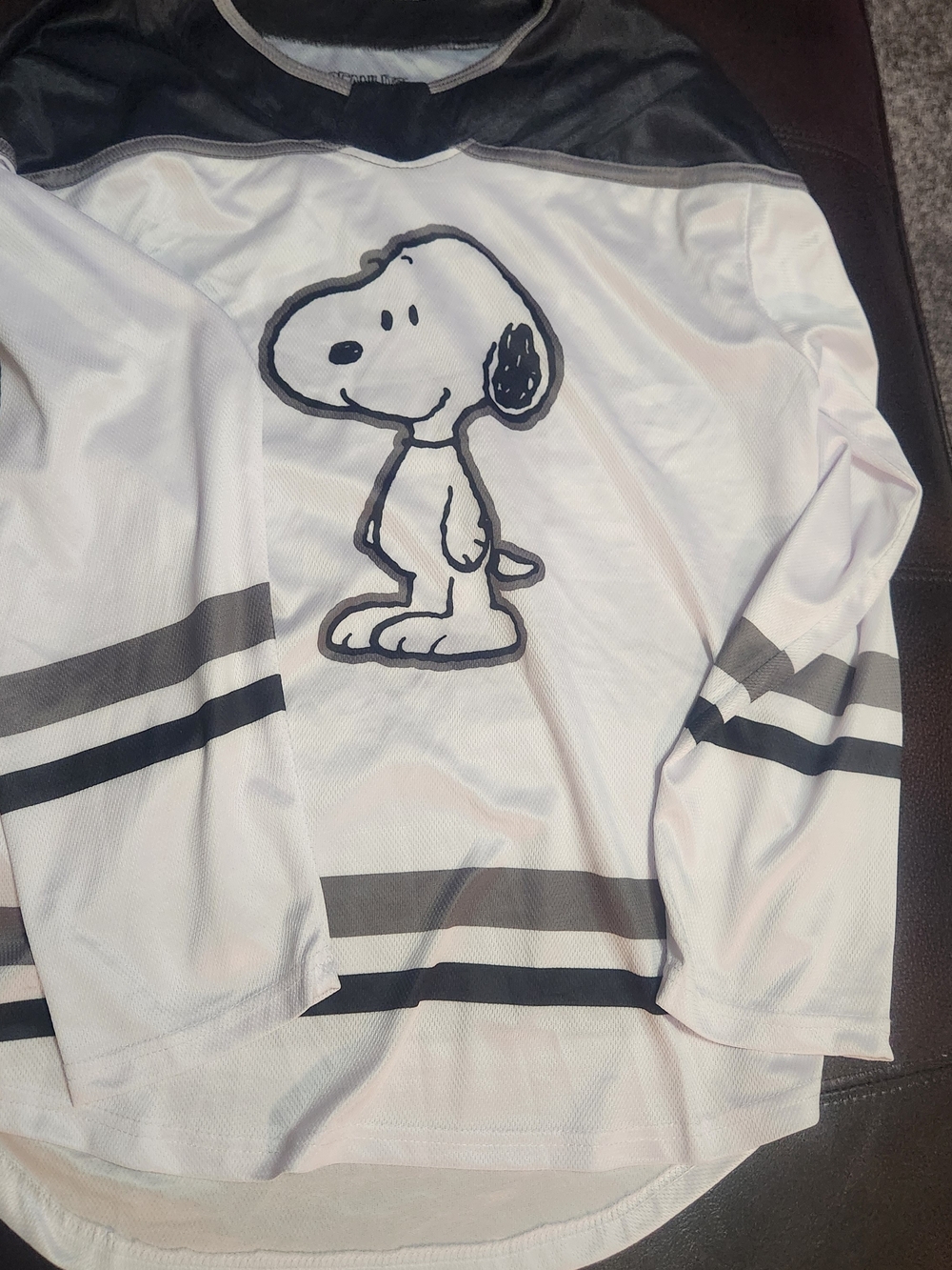 Snoopy Graphic Hockey Jersey - White & Black